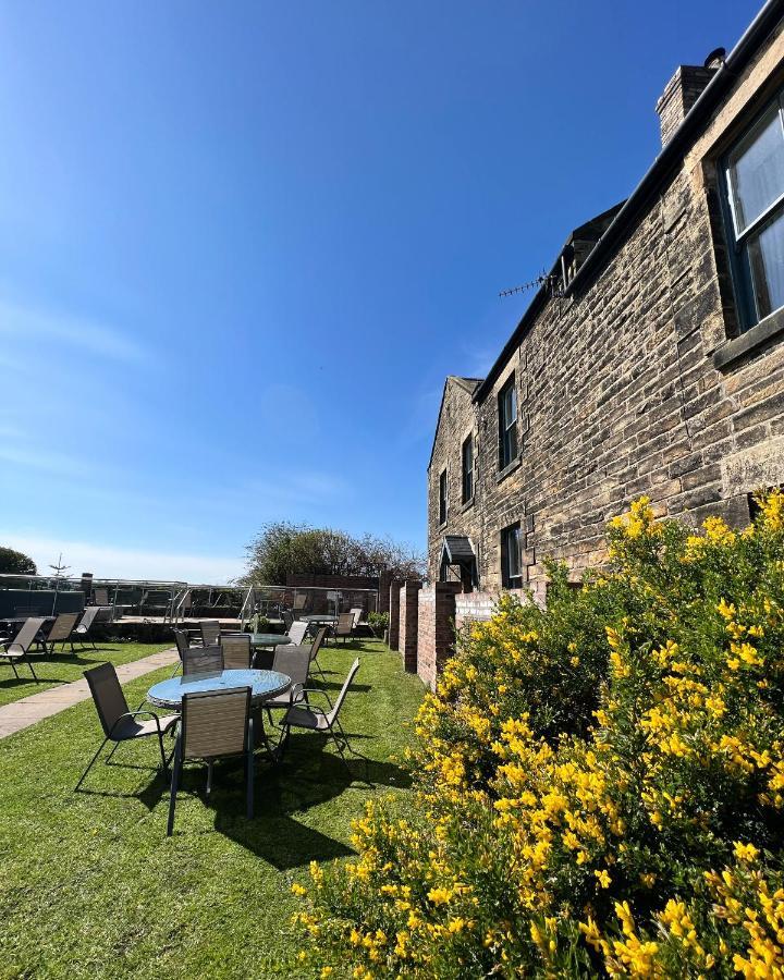 The Red Lion Inn Alnmouth Bagian luar foto