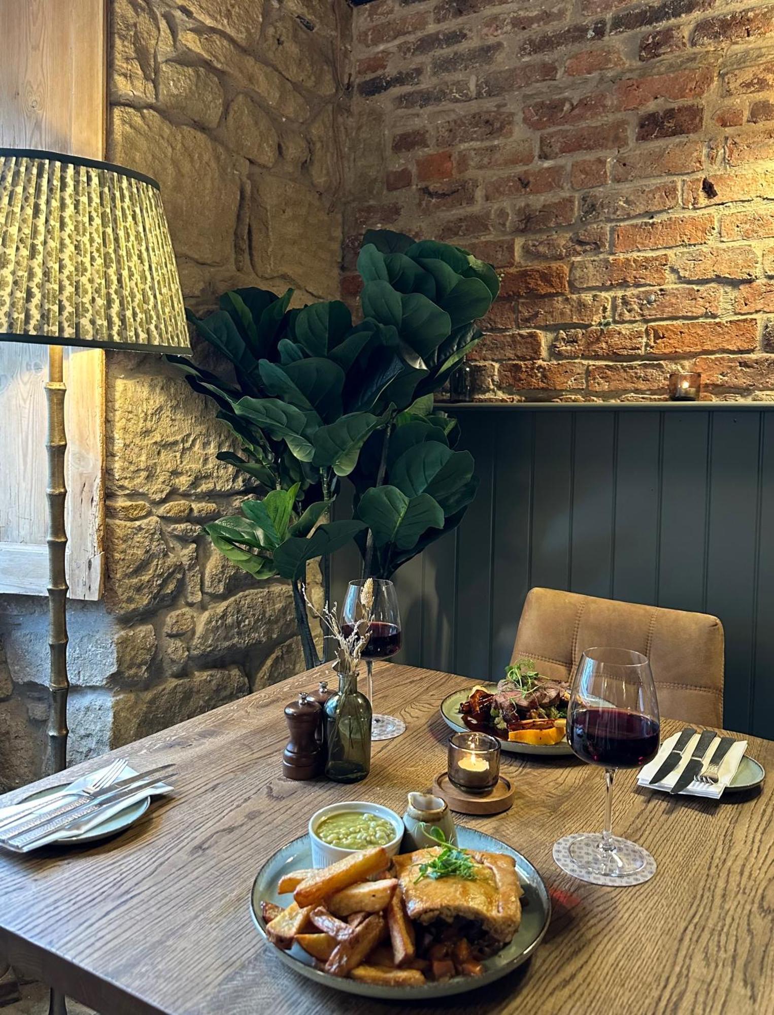 The Red Lion Inn Alnmouth Bagian luar foto
